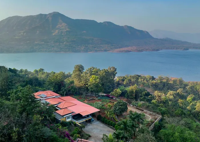Ekam Lake House: Mountain Views & Wellness Retreat Pune